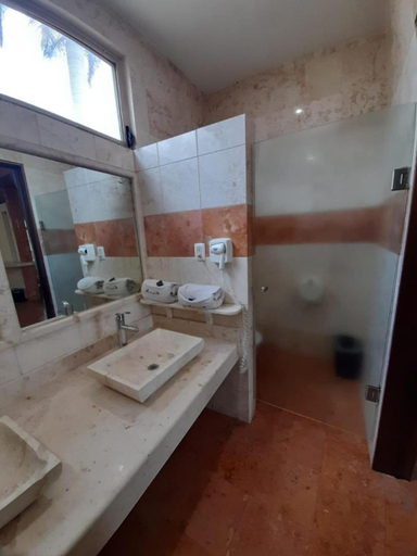 Bathroom 3, HOTEL A´PONTE, Mérida