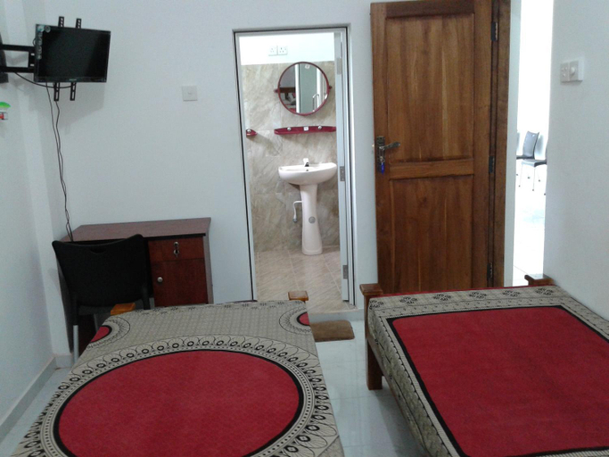 Others 5, Oudarya Guest, Thamankaduwa