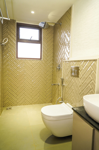 Bathroom 4, Virgin Valley, The Nilgiris