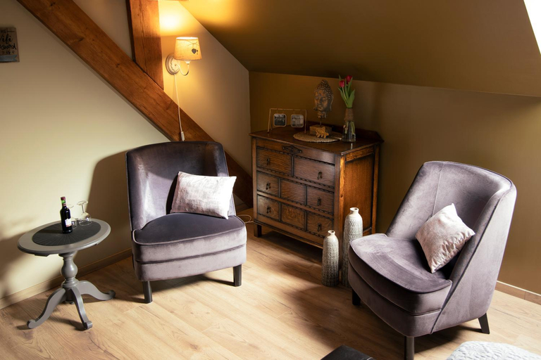 Others 4, B&B 't Inj, Haelen