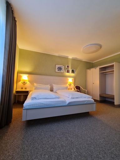 Bedroom 8