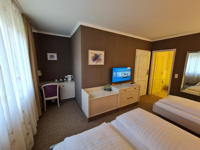 Bedroom 8
