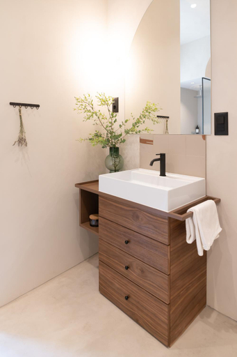 Others 2, Kushin rooms Split, Split