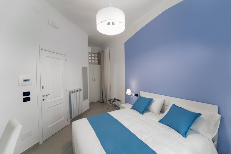 Others 3, Suite & Luxury Rooms Palazzo Diomede Carafa, Napoli