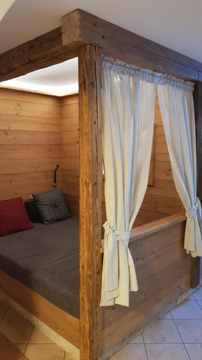 Bedroom 2, Hotel Brunnenhof, Innsbruck Land