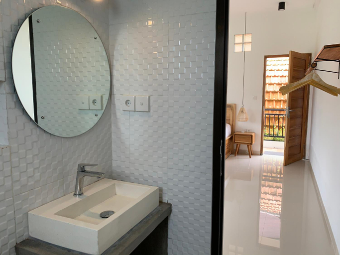 Bathroom 5, Kenan Cottage, Badung