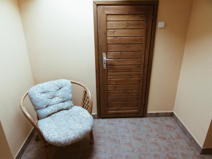 Others 4, Panama Motel, Székesfehérvár