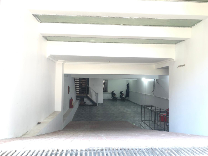 Others 3, BLUE EYES HOTEL, Hoa Lư