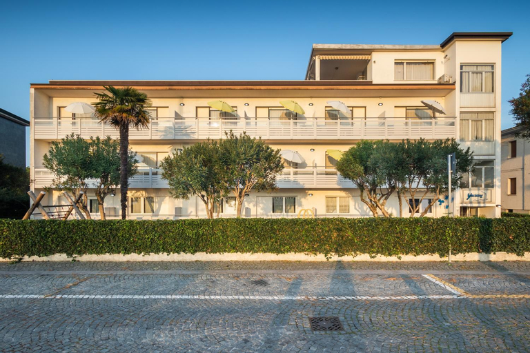 Yachting residence, Udine