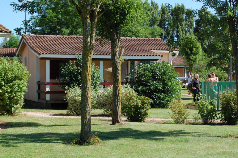 Others 5, Le Hameau des Genets, Aveyron