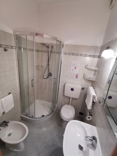 Bathroom 5, Hotel Millerose, Rome