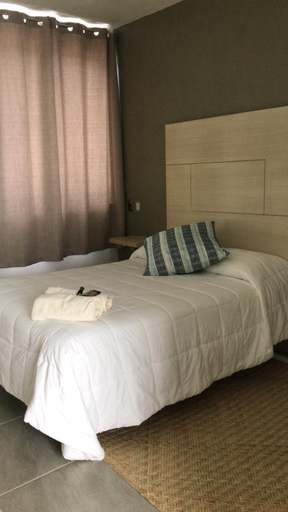 Bedroom 2, Hotel Hai Do, Ezequiel Montes