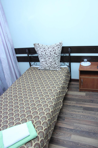 Bedroom 2, Zhaylau Hotel, Shuchinskiy