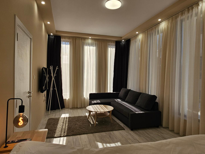 Others 5, Villa Geronimo, Bansko