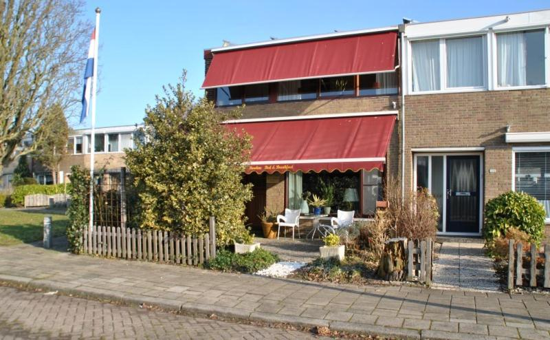 Others 2, Bordine Guesthouse, Leeuwarden