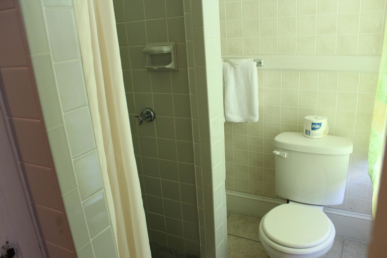 Others 4, Surf Villa Hotel, Worcester