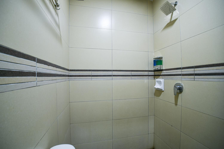 Bathroom 4, Meta Hotel, Hulu Langat
