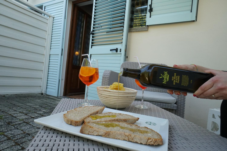 Food & Drinks