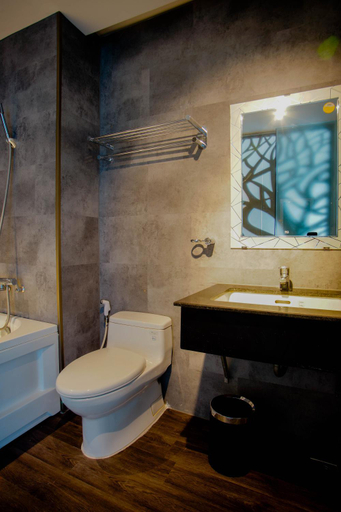 Bathroom 4