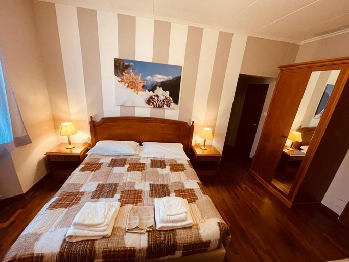 Bedroom 4, ANTICA LOCANDA LA POSTA, Bologna