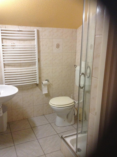 Bathroom 2, Panama Motel, Székesfehérvár