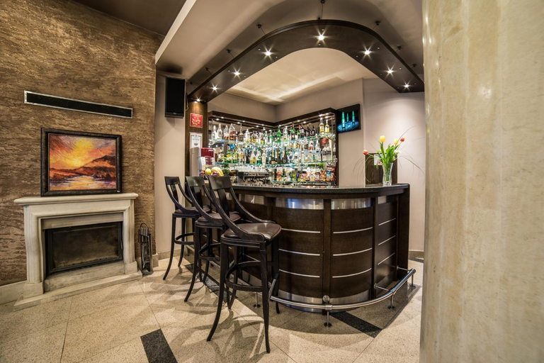 Food & Drinks 5, Business Hotel Plovdiv - Central Location, Plovdiv