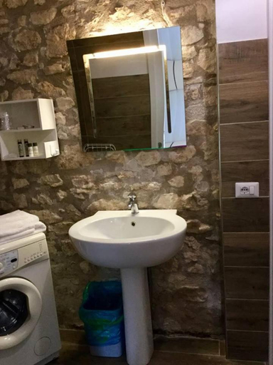 Bathroom 3, Agriturismo La Commenda-Adults Only, Perugia