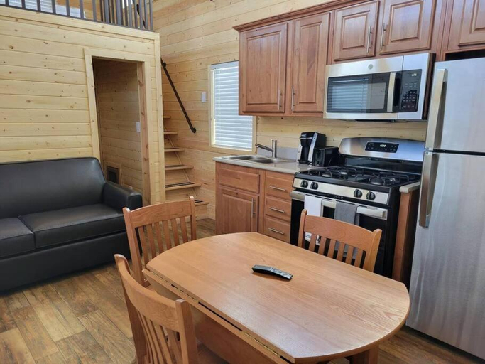 4, 080 Tiny Home nr Grand Canyon South Rim Sleeps 8, Coconino