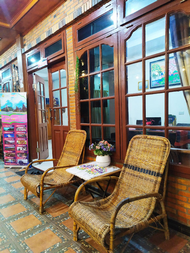 Public Area 2, Tamado Cottages, Samosir