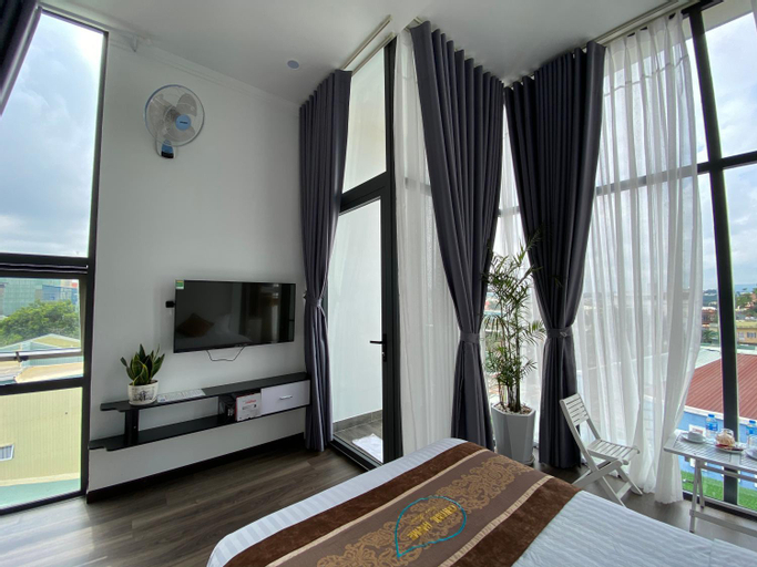 Bedroom 9