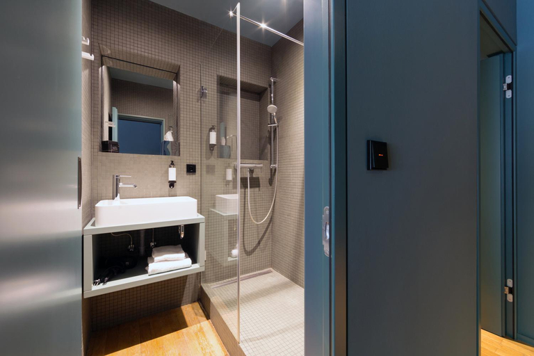 Bathroom 4, Hostellerie du Grünewald, Luxembourg