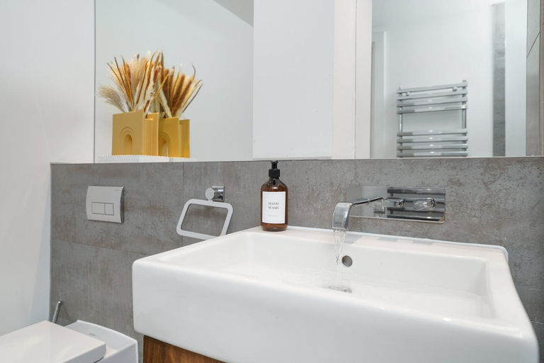 Bathroom 2, Sweet Home, London