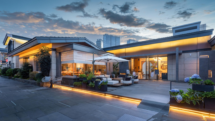 Exterior & Views 2, Papman Hotel, Kunming