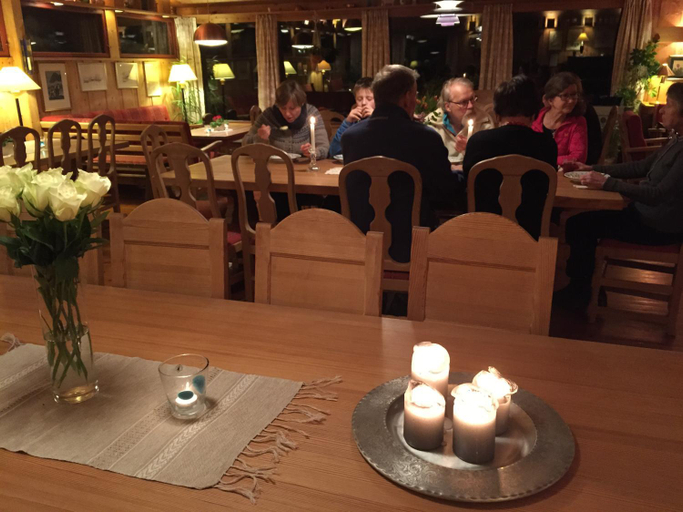 Food & Drinks 4, Putten Seter, Sel