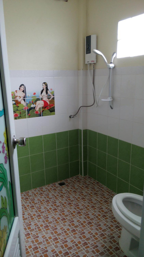 Bathroom 3, Sangtong Beach Resort, Laem Sing