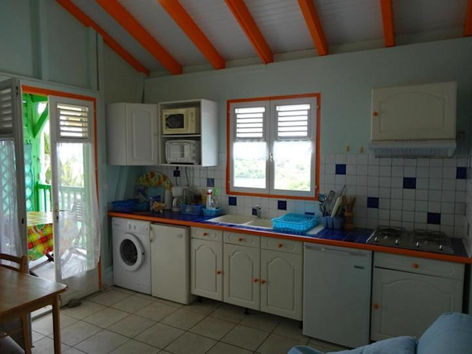 Others 2, Les Gites Josiane, Les Trois-Îlets