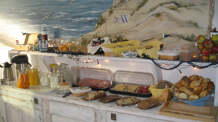 Food & Drinks 4, Bed&Breakfast aan Strand, Katwijk