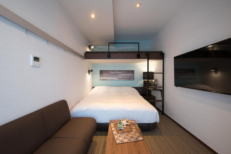 Bedroom 18