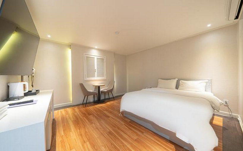 Bedroom 3, Incheon Airport Yeongjong Stay Hotel, Jung