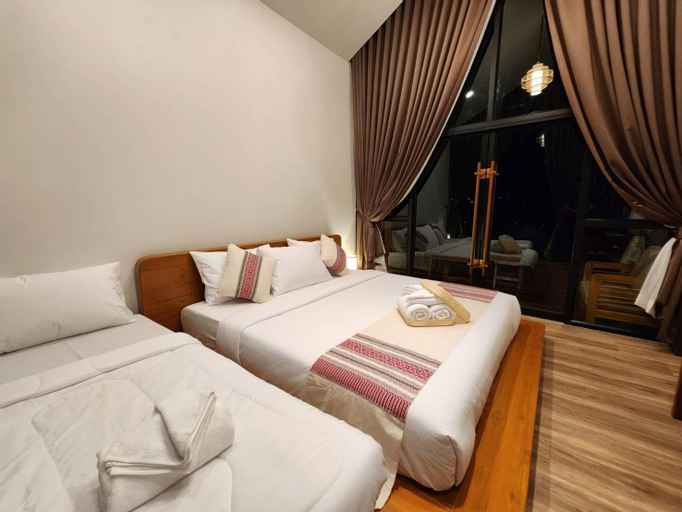 Bedroom 12