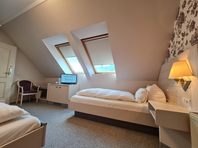 Bedroom 8