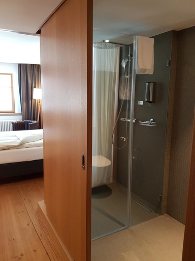 Bedroom 2, East West Hotel Basel, Basel