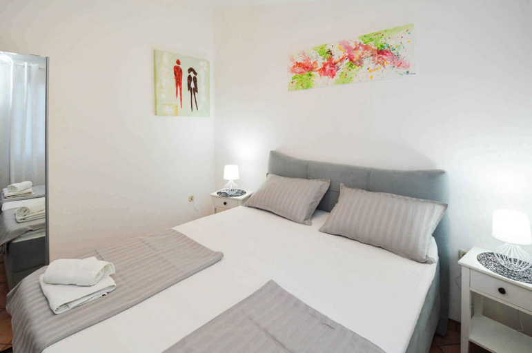 Bedroom 2, Ferienhaus mit Klimaanlage, Barban
