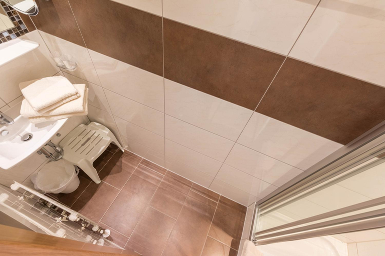 Bathroom 2, Haus Christophorus, Tamsweg