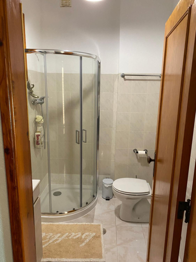 Bathroom 2, Casa Gloria, Tomar