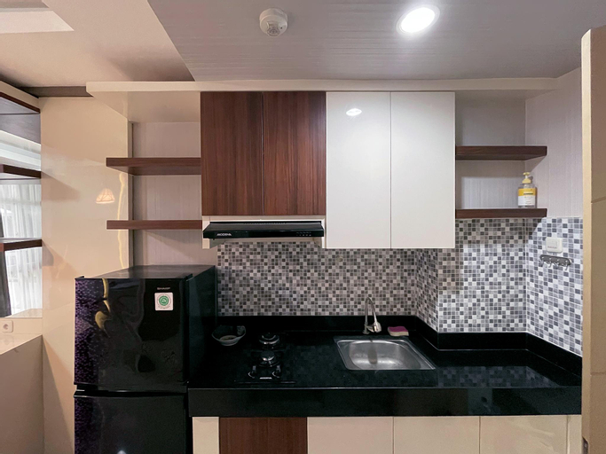 Dining Room 5, Aphrodite at Bale Hinggil Apartment , Surabaya