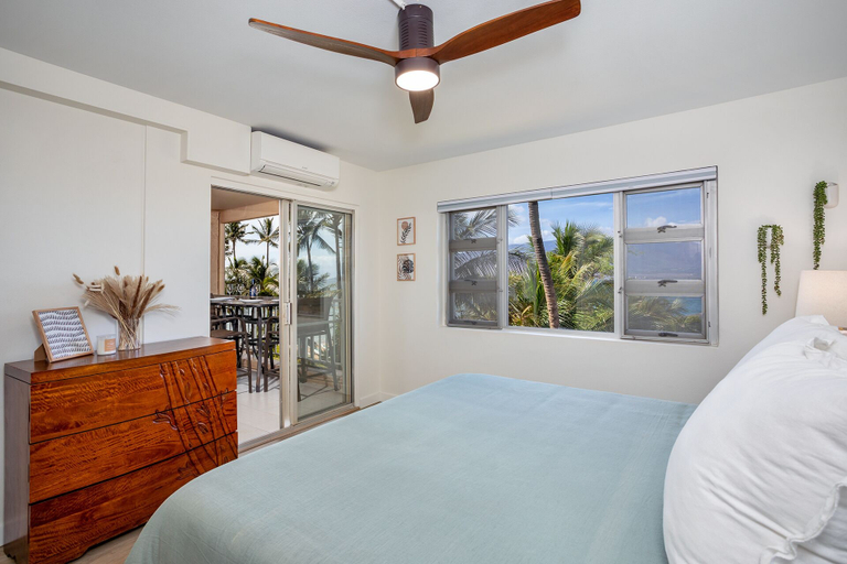 Bedroom 1, Oceanfront Modern & Elegant Vistas, Maui