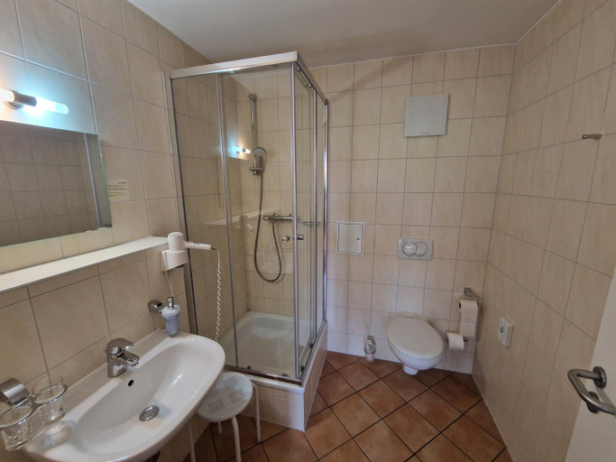 Bathroom 4, Garni Hotel Zum Hothertor, Görlitz