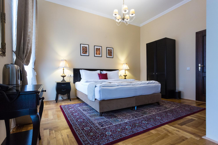Bedroom 3, Drachenhaus, Brasov