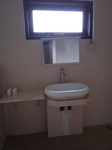 Bathroom 6